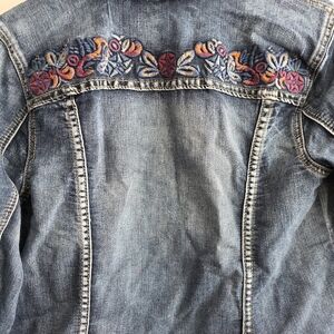 Denim Jean Jacket Floral Embroidery Boho Colorful Cottagecore Size Small Whimsy